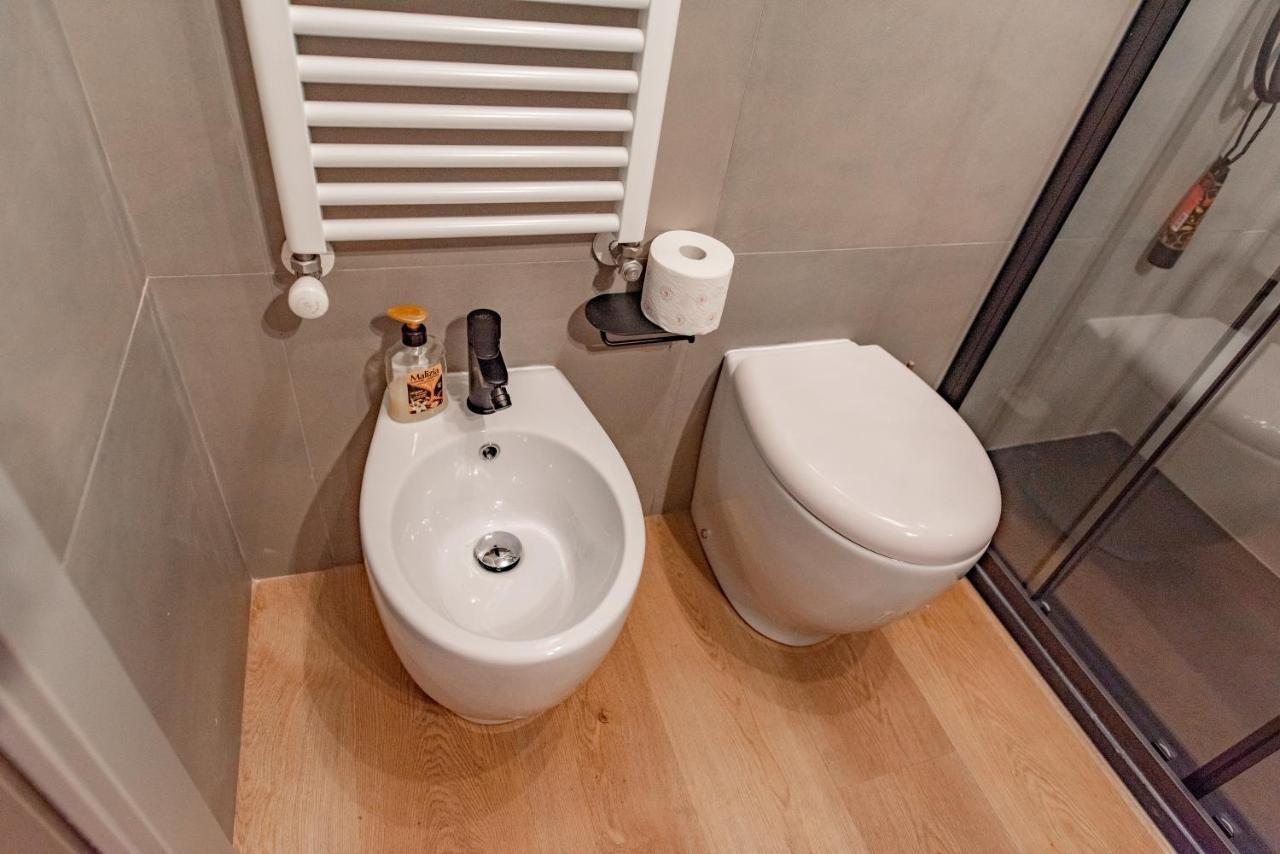 Oggi Ti Porto A Torino By Happyhostorino Apartment Bagian luar foto